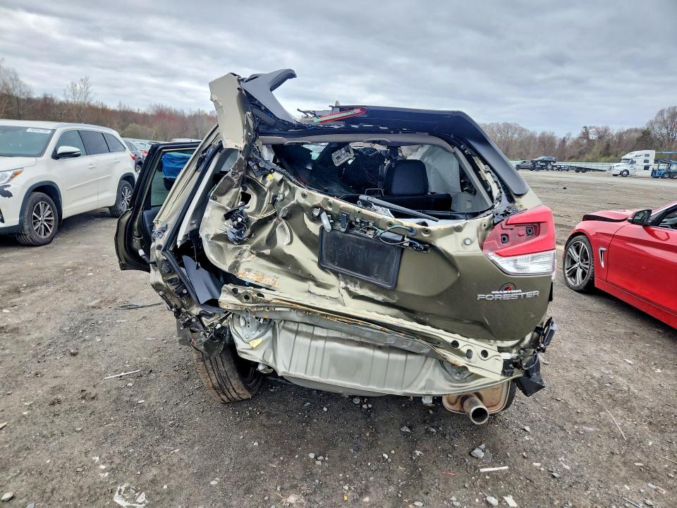 2022 Subaru Forester მანქანა იყიდება აუქციონზე, vin: JF2SKAPC3NH508997, აუქციონის ნომერი: 49621056