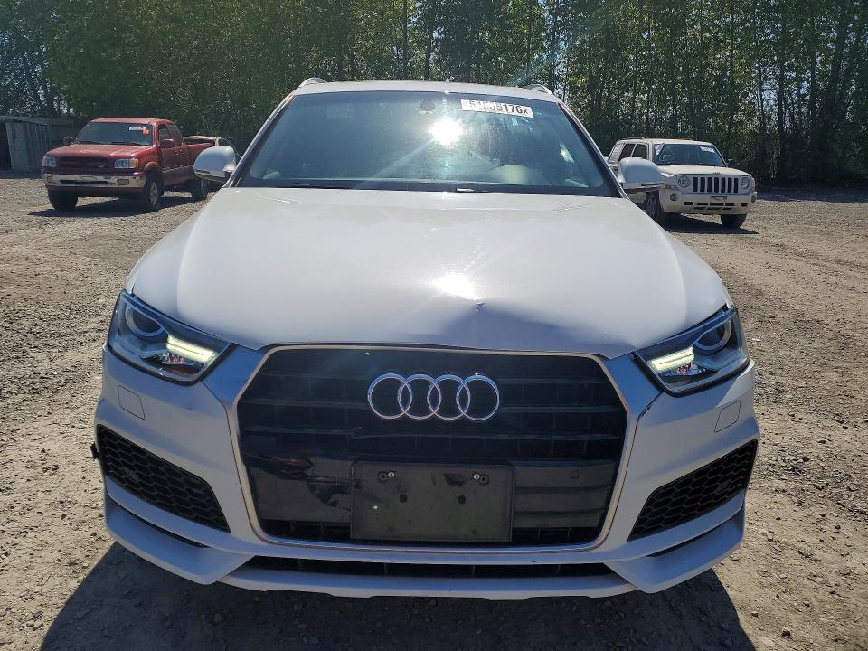 51585176 :رقم المزاد ، WA1BCCFS6JR033442 vin ، 2018 Audi Q3 مزاد بيع