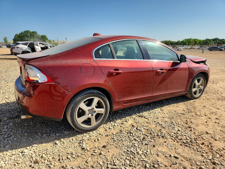 50216886 :رقم المزاد ، YV1612FSXD2185965 vin ، 2013 Volvo S60 مزاد بيع