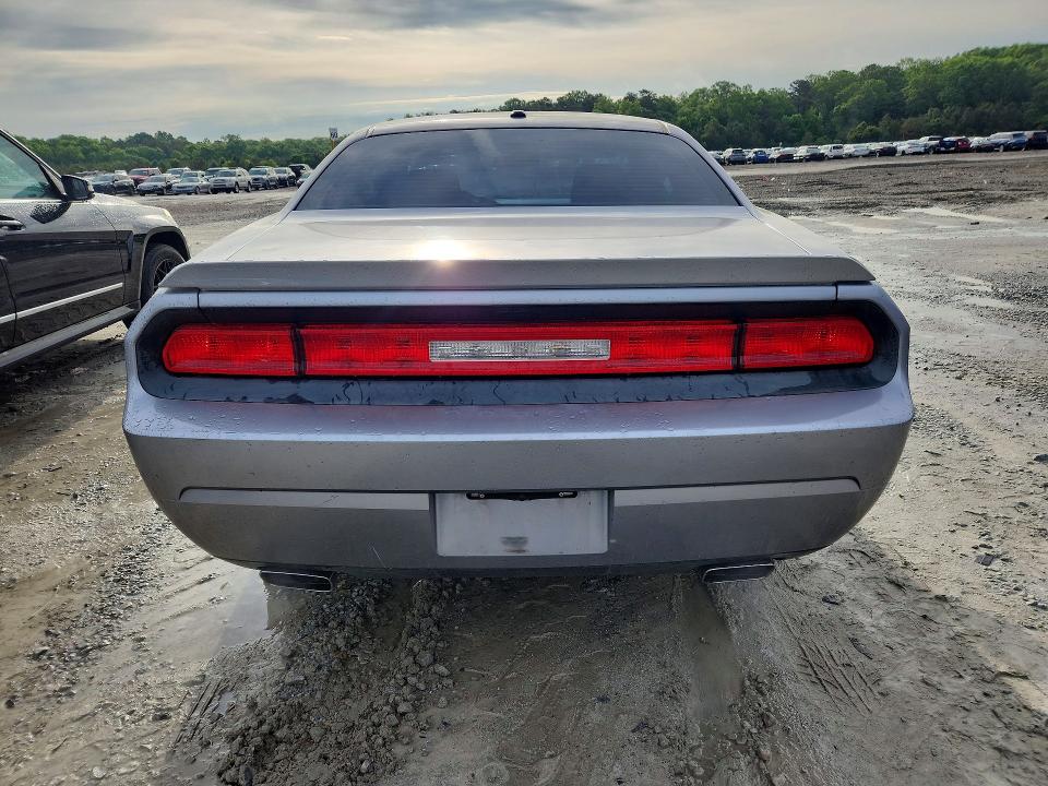 51589826 :رقم المزاد ، 2C3CDYAG9EH302311 vin ، 2014 Dodge Challenger مزاد بيع