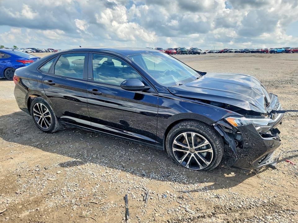 Продажа на аукционе авто 2024 Volkswagen Jetta, vin: 3VWBM7BU1RM074105, номер лота: 50331376