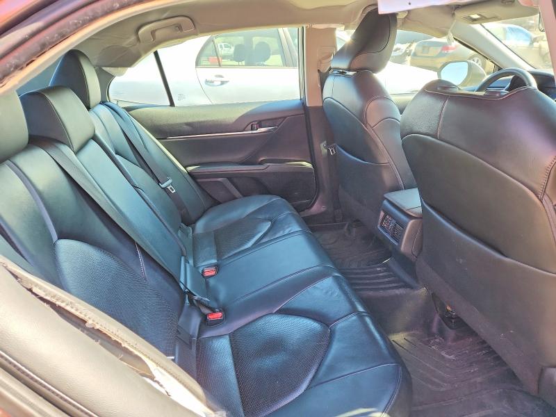 48945256 :رقم المزاد ، 4T1F31AK6MU555309 vin ، 2021 Toyota Camry Hybrid مزاد بيع