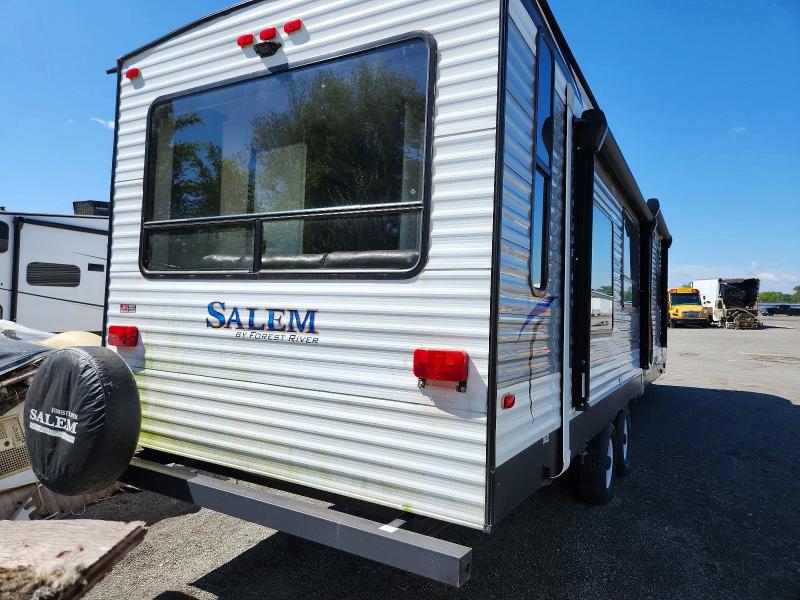 51626376 :رقم المزاد ، 4X4TSMC28J8064201 vin ، 2018 Foresriver Salem Crui مزاد بيع