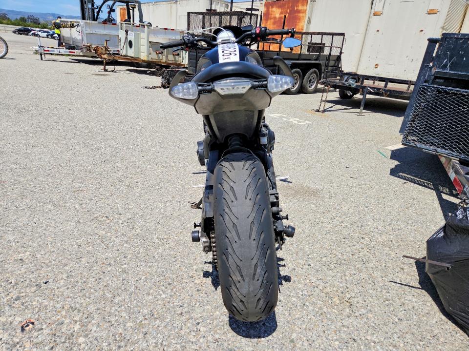49939626 :رقم المزاد ، SMTL10UL7PTBG9441 vin ، 2023 Triumph Motorcycle Trident 660 مزاد بيع
