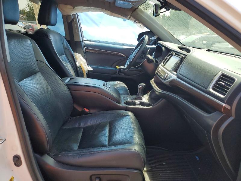 Auction sale of the 2016 Toyota Highlander Hybrid, vin: 5TDDCRFH0GS020279, lot number: 48834156