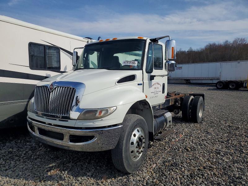 47919166 :رقم المزاد ، 1HTMKAAN1AH215727 vin ، 2010 International 4400 مزاد بيع