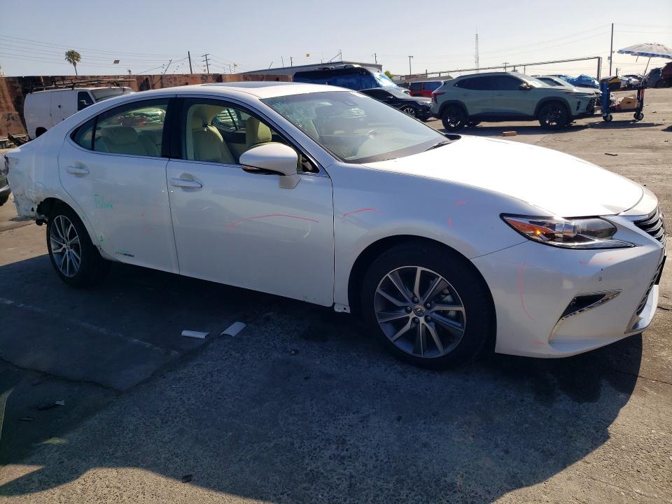 51598986 :رقم المزاد ، JTHBW1GG3H2134466 vin ، 2017 Lexus Es مزاد بيع