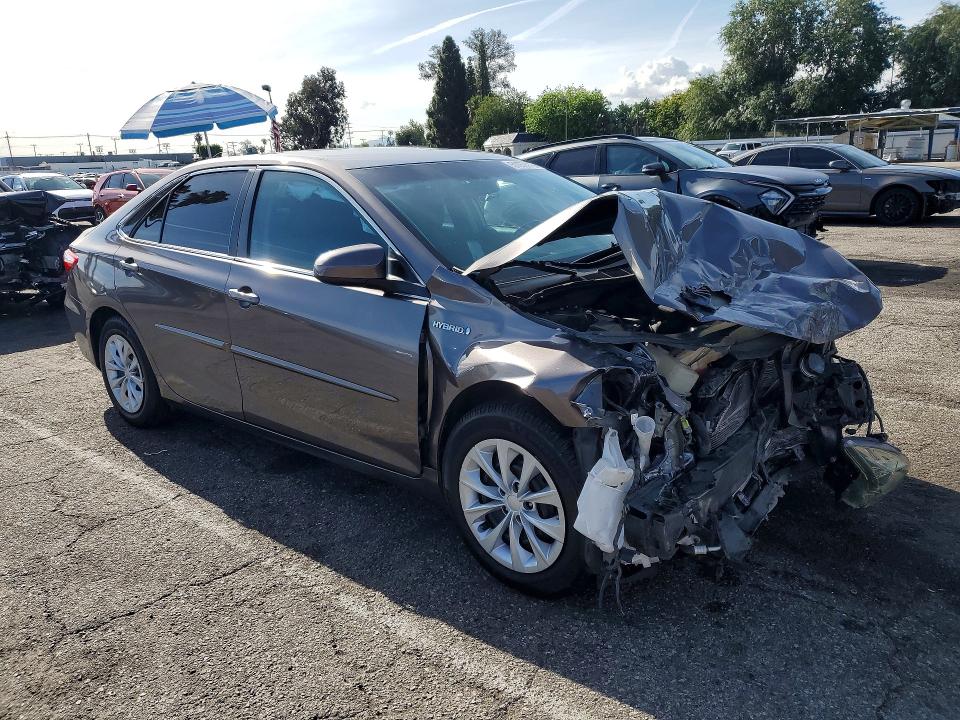 51052376 :رقم المزاد ، 4T1BD1FK2FU167419 vin ، 2015 Toyota Camry Hybrid مزاد بيع
