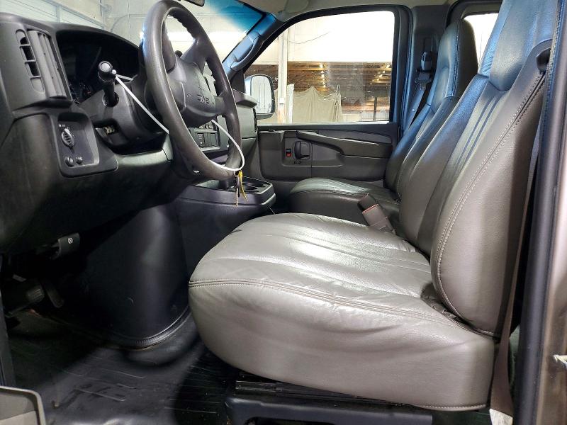50179586 :رقم المزاد ، 1GKGG25V961272712 vin ، 2006 Gmc Savana مزاد بيع