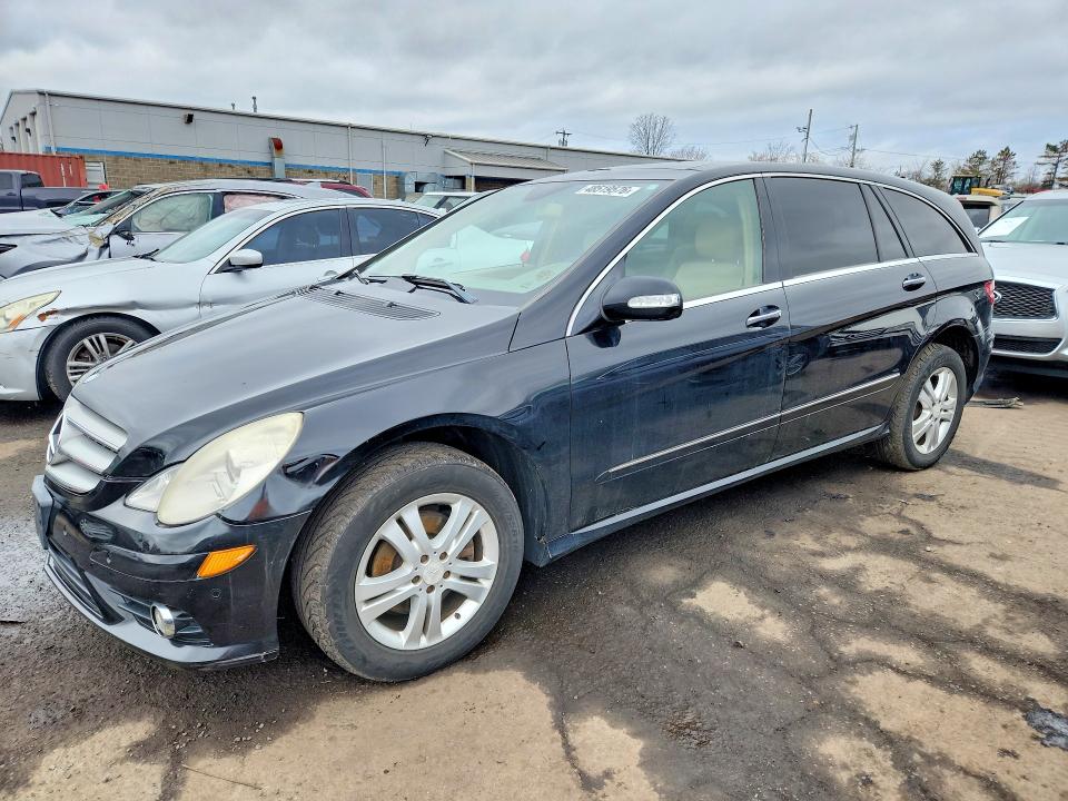 48519576 :رقم المزاد ، 4JGCB65E28A074309 vin ، 2008 Mercedes-benz R مزاد بيع