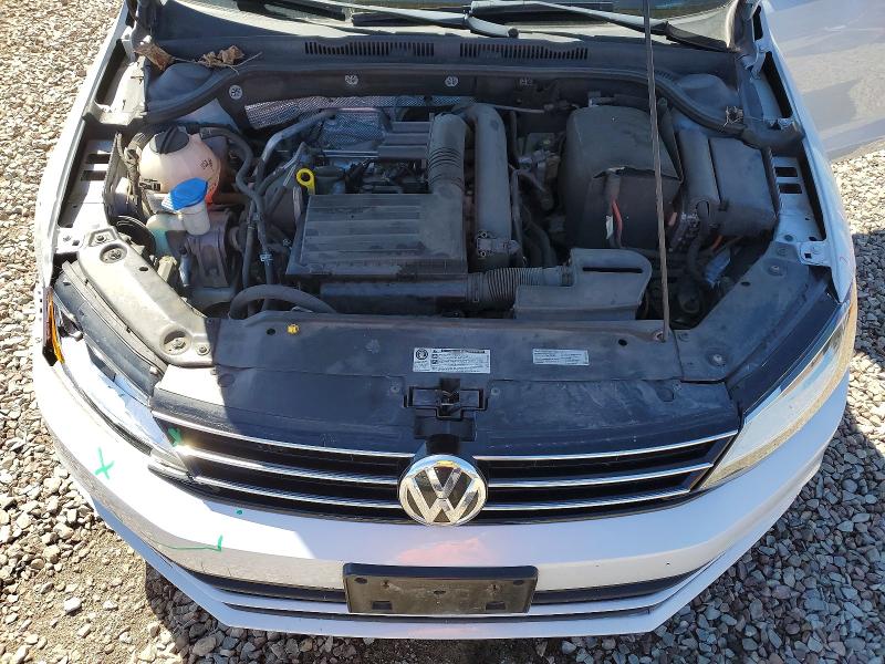 51309366 :رقم المزاد ، 3VW2B7AJ4HM295452 vin ، 2017 Volkswagen Jetta مزاد بيع