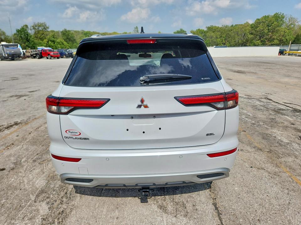 Продажа на аукционе авто 2024 Mitsubishi Outlander, vin: JA4J4WA88RZ024792, номер лота: 51651176