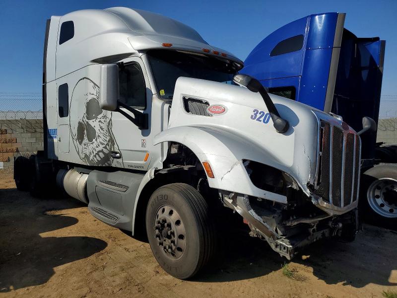 Продажа на аукционе авто 2020 Peterbilt 579, vin: 1XPBD49X3LD661974, номер лота: 48681076