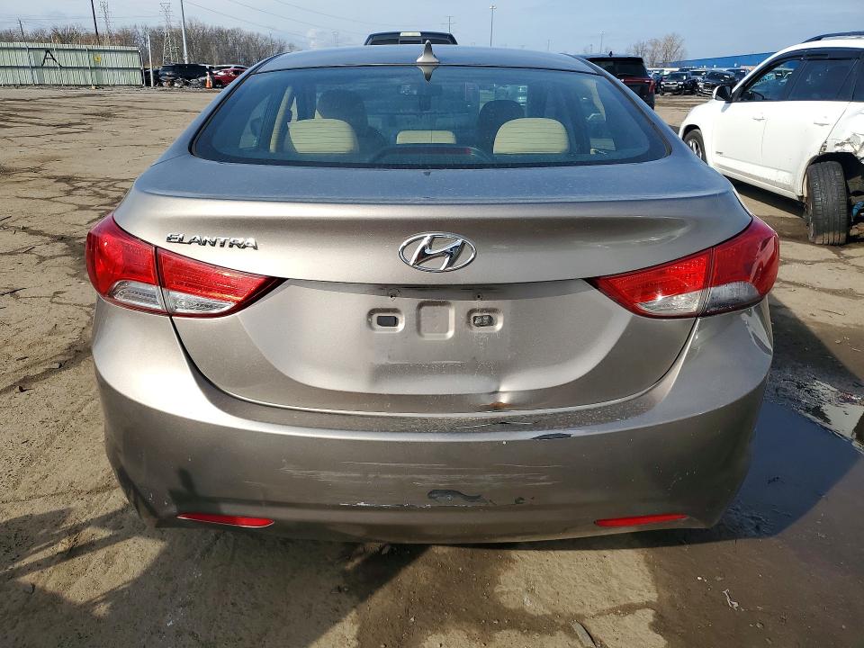 48009976 :رقم المزاد ، 5NPDH4AEXDH416562 vin ، 2013 Hyundai Elantra مزاد بيع