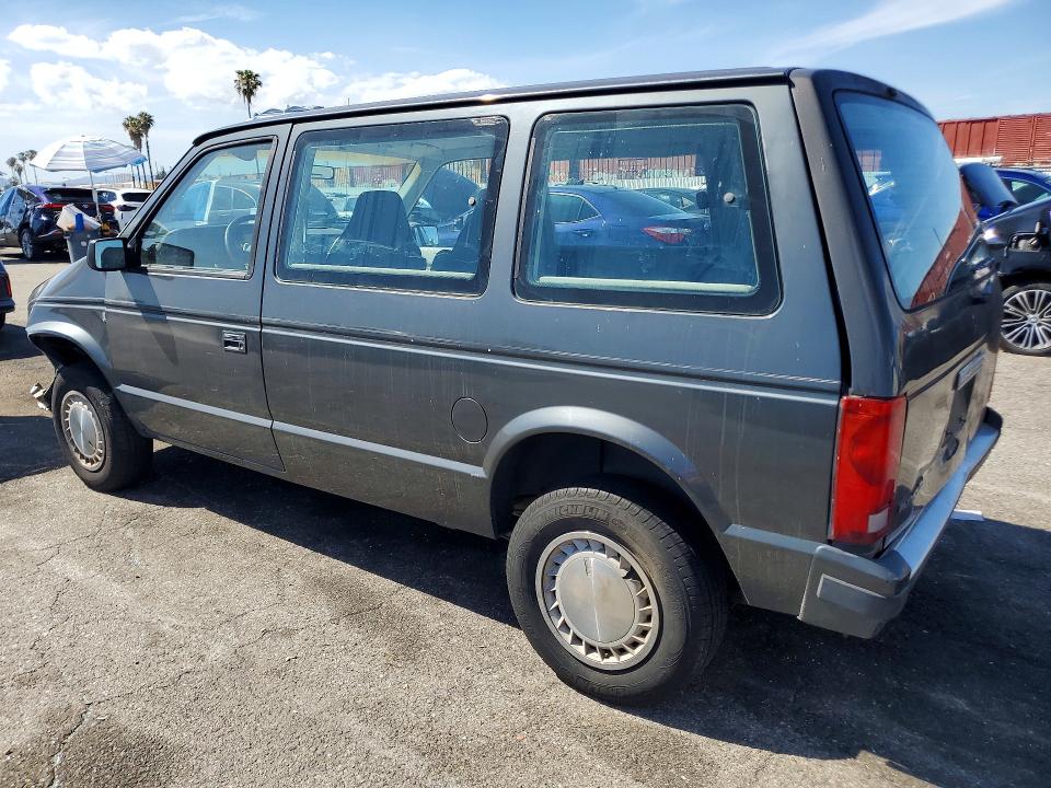 49989736 :رقم المزاد ، 2P4FH4537LR600274 vin ، 1990 Plymouth Voyager مزاد بيع