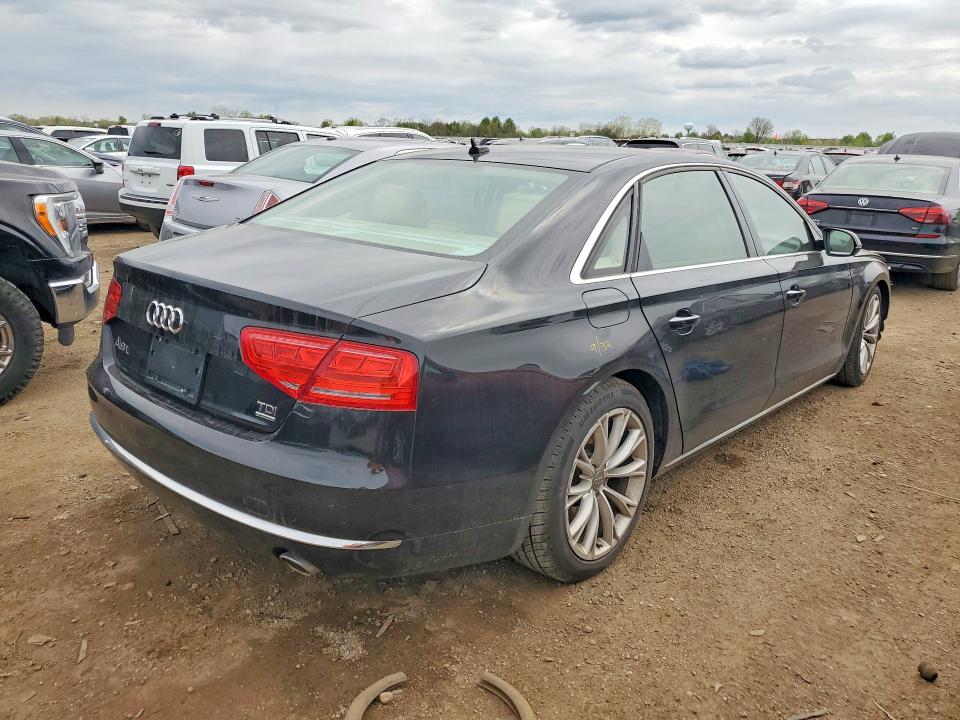 51189306 :رقم المزاد ، WAURMAFD4EN001557 vin ، 2014 Audi A8 مزاد بيع