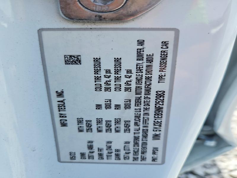 50901036 :رقم المزاد ، 5YJ3E1EB9NF252983 vin ، 2022 Tesla Model 3 مزاد بيع