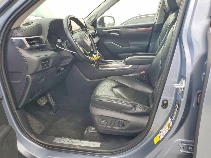51761386 :رقم المزاد ، 5TDYARAH9LS000590 vin ، 2020 Toyota Highlander Hybrid مزاد بيع