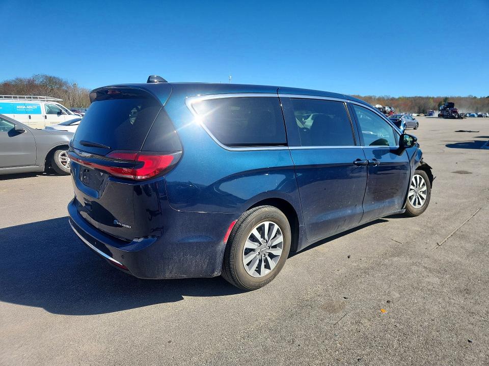 Продажа на аукционе авто 2024 Chrysler Pacifica, vin: 2C4RC1S70RR177858, номер лота: 51427416