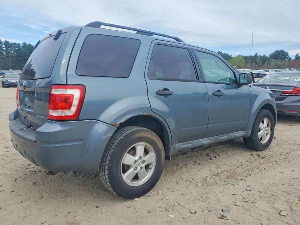 2010 Ford Escape მანქანა იყიდება აუქციონზე, vin: 1FMCU9D71AKC60891, აუქციონის ნომერი: 51870246