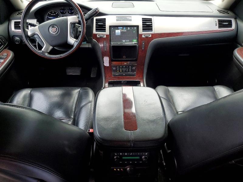49005006 :رقم المزاد ، 1GYFK63898R182503 vin ، 2008 Cadillac Escalade مزاد بيع