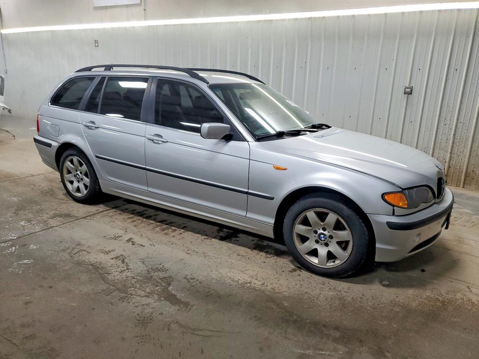 48939286 :رقم المزاد ، WBAEP334X2PF00582 vin ، 2002 Bmw 325 مزاد بيع