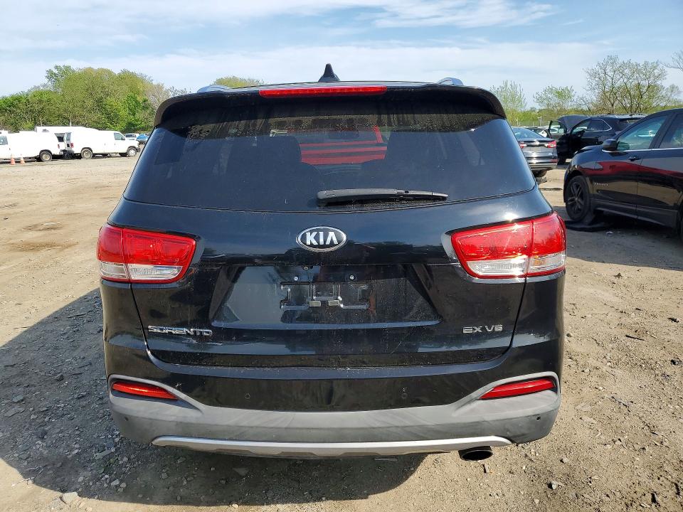 50135896 :رقم المزاد ، 5XYPHDA5XGG068156 vin ، 2016 Kia Sorento مزاد بيع