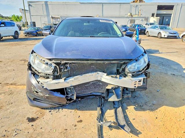 Продажа на аукционе авто 2018 Honda Civic, vin: 19XFC2E57JE038786, номер лота: 51310046