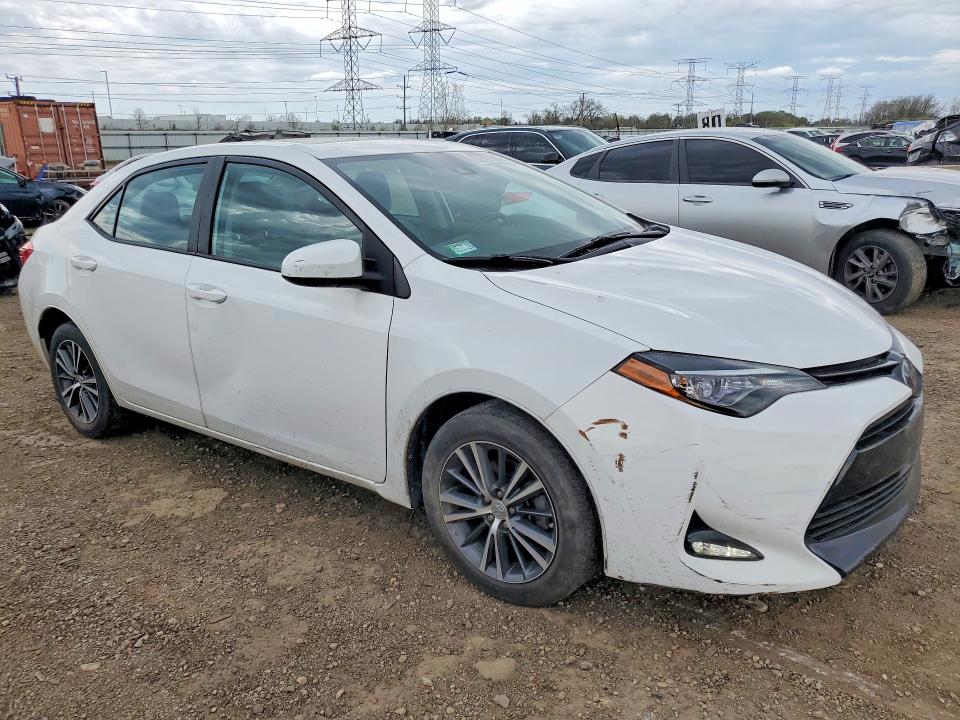 50597306 :رقم المزاد ، 2T1BURHE9HC779353 vin ، 2017 Toyota Corolla مزاد بيع