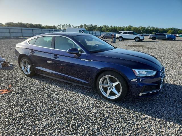 Продажа на аукционе авто 2019 Audi A5, vin: WAUENCF56KA070592, номер лота: 49387896