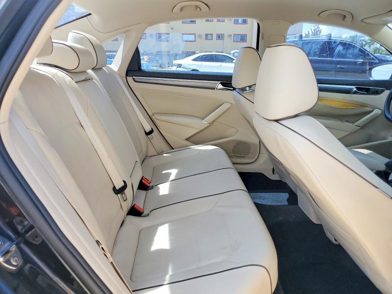 Продаж на аукціоні авто 2017 Volkswagen Passat, vin: 1VWDT7A33HC062476, номер лоту: 52051636