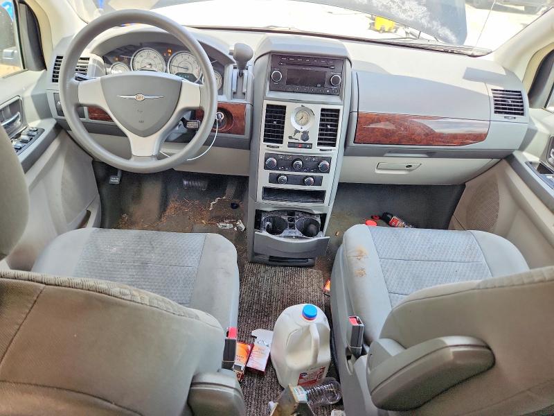 48651346 :رقم المزاد ، 2A4RR4DE7AR344257 vin ، 2010 Chrysler Town & Country مزاد بيع