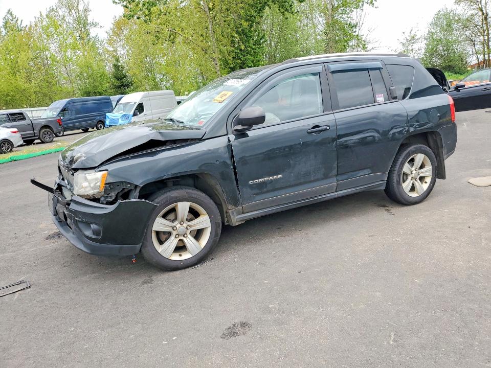 51130696 :رقم المزاد ، 1C4NJCBB9DD169368 vin ، 2013 Jeep Compass مزاد بيع