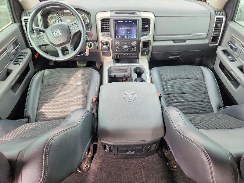 47563936 :رقم المزاد ، 1C6RR6LT9JS155262 vin ، 2018 Ram 1500 مزاد بيع