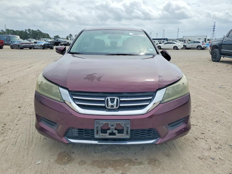 48692776 :رقم المزاد ، 1HGCR2F3XEA272882 vin ، 2014 Honda Accord مزاد بيع