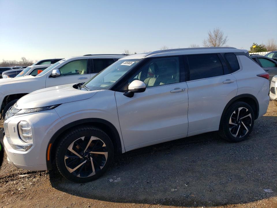 Продажа на аукционе авто 2024 Mitsubishi Outlander, vin: JA4J4WA89RZ630005, номер лота: 48859606