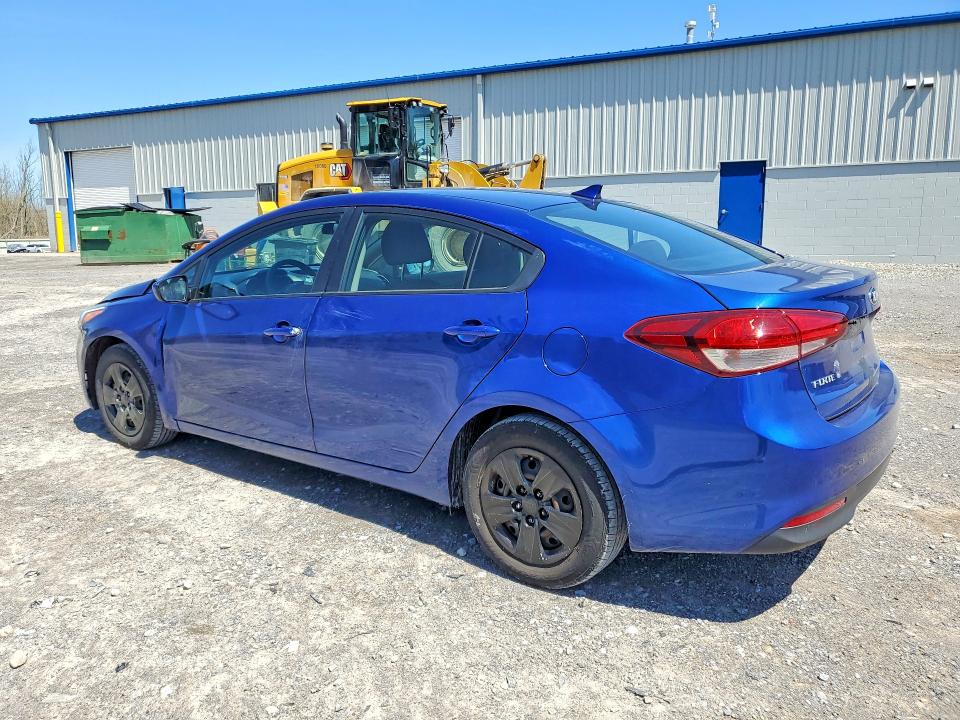 51180686 :رقم المزاد ، 3KPFK4A72HE158866 vin ، 2017 Kia Forte مزاد بيع