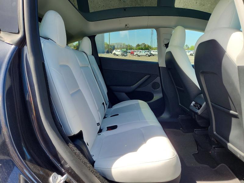 Продаж на аукціоні авто 2025 Tesla Model Y, vin: 7SAYGDED8SF247078, номер лоту: 48920136