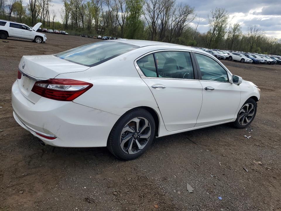 50712096 :رقم المزاد ، 1HGCR2F7XGA012889 vin ، 2016 Honda Accord مزاد بيع