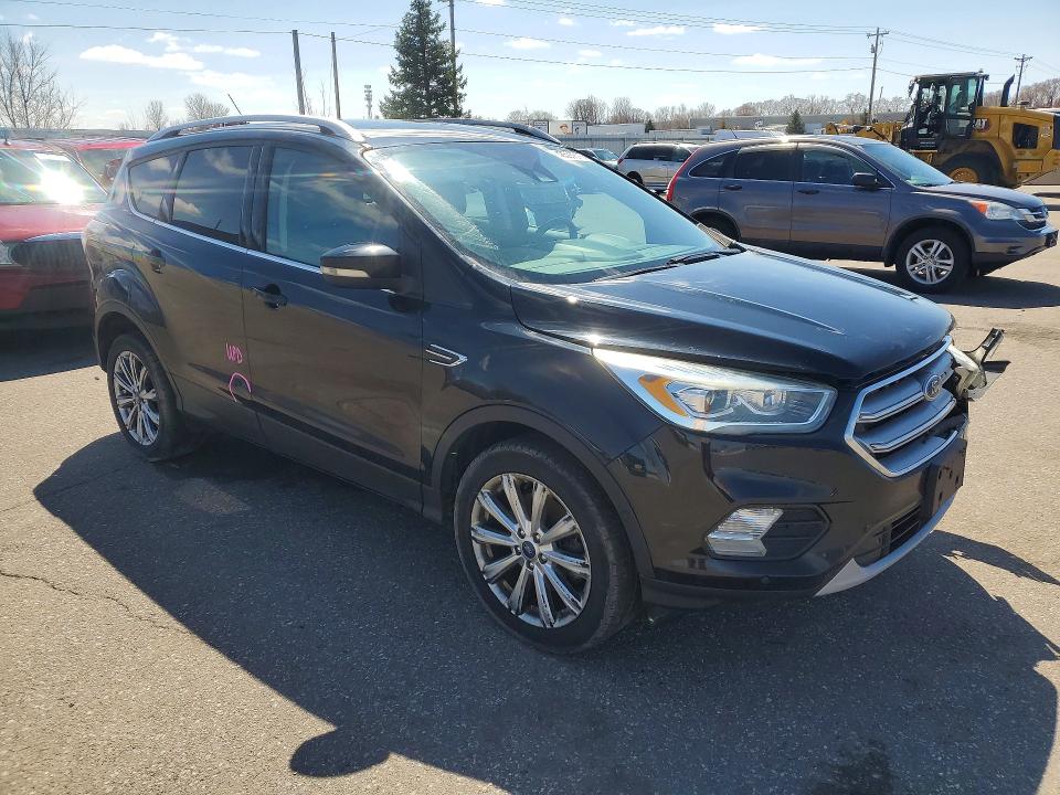 Продаж на аукціоні авто 2017 Ford Escape, vin: 1FMCU9J9XHUA61570, номер лоту: 48597876