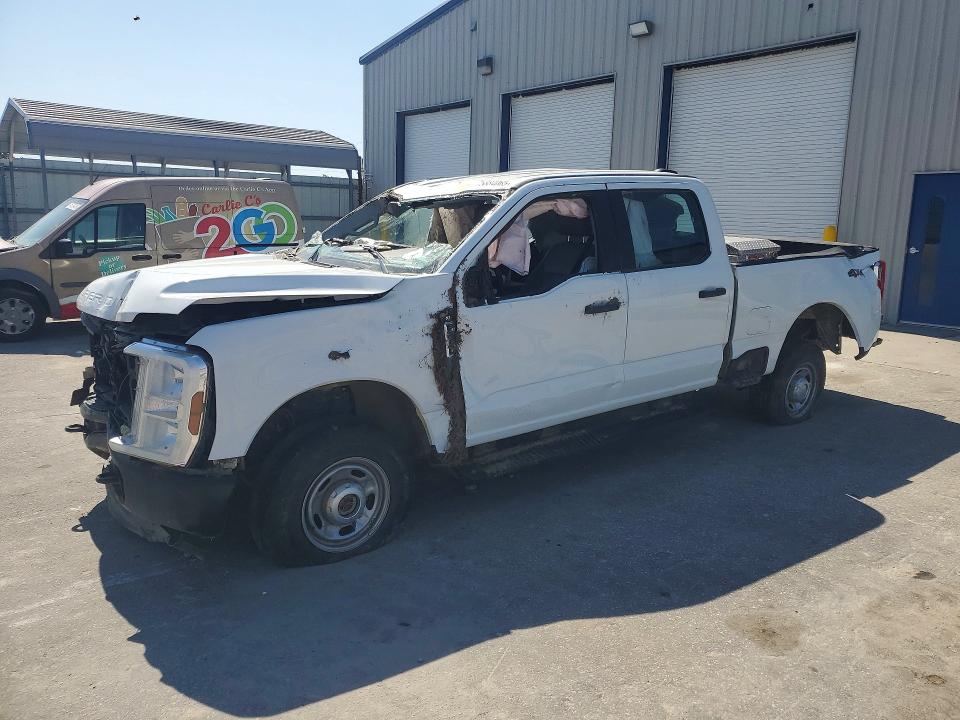 75884065 :رقم المزاد ، 1FT7W2BA0SEC24115 vin ، 2025 Ford F250 مزاد بيع