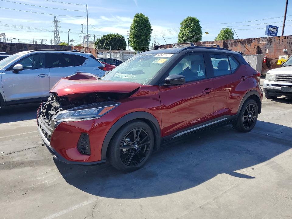 50659776 :رقم المزاد ، 3N1CP5DV8ML560601 vin ، 2021 Nissan Kicks مزاد بيع