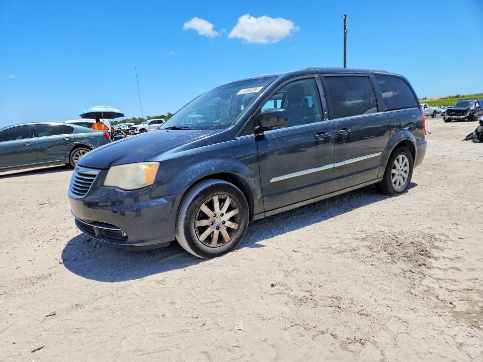2013 Chrysler Town & Country მანქანა იყიდება აუქციონზე, vin: 2C4RC1BG3DR631142, აუქციონის ნომერი: 51669286