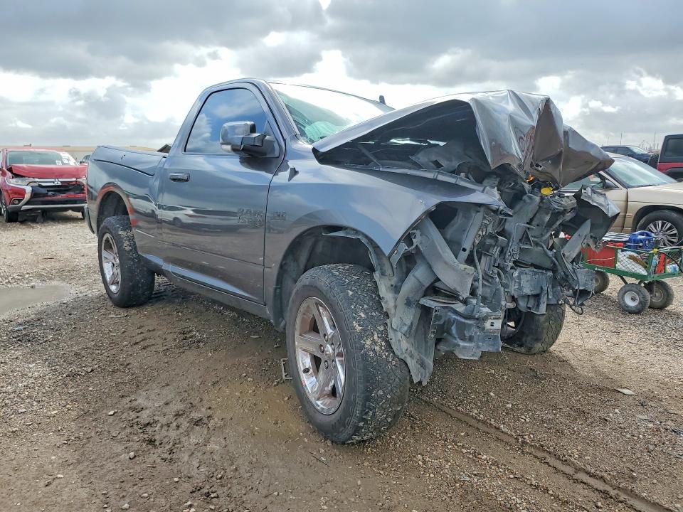 49139466 :رقم المزاد ، 3C6JR6CTXGG188249 vin ، 2016 Ram 1500 مزاد بيع