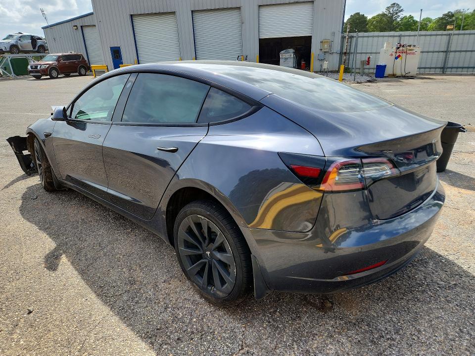 48608126 :رقم المزاد ، 5YJ3E1EB4NF111495 vin ، 2022 Tesla Model 3 مزاد بيع