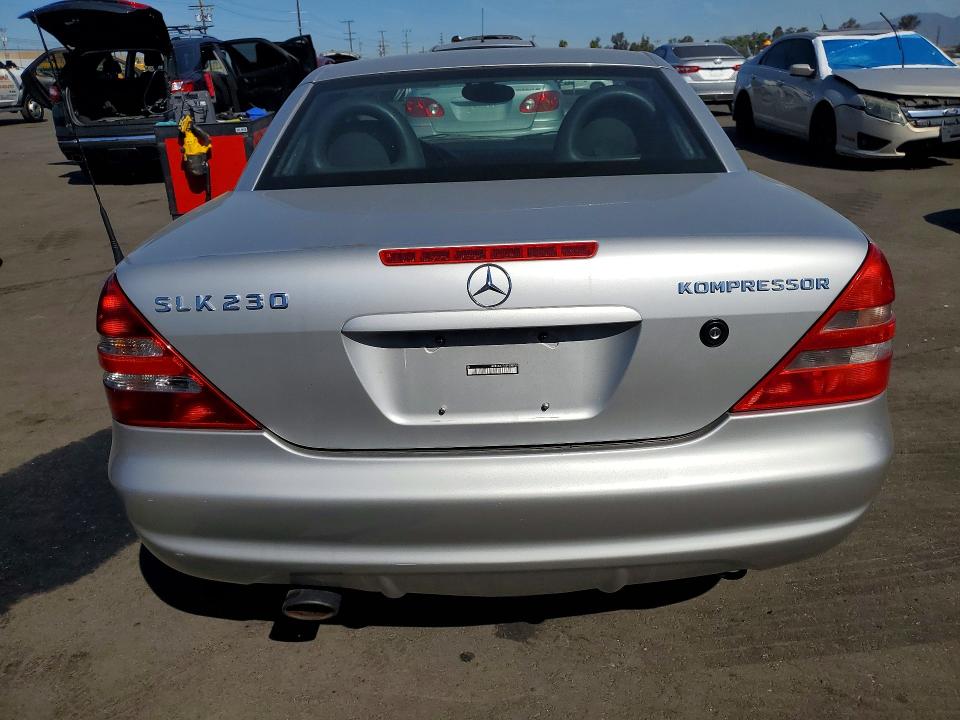 Aukcja sprzedaży 1999 Mercedes-benz Slk, vin: WDBKK47FXXF088789, numer aukcji: 50665196