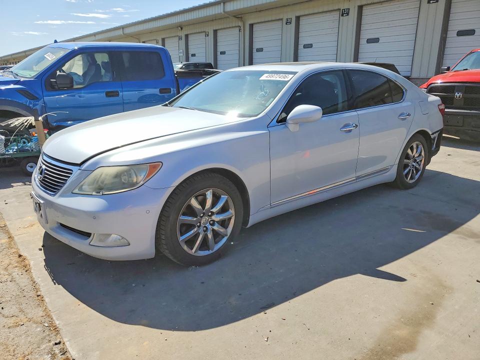 49972496 :رقم المزاد ، JTHBL46F585073820 vin ، 2008 Lexus Ls مزاد بيع