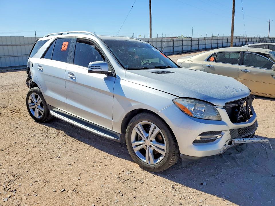 49313106 :رقم المزاد ، 4JGDA5JB9EA386989 vin ، 2014 Mercedes-benz Ml مزاد بيع