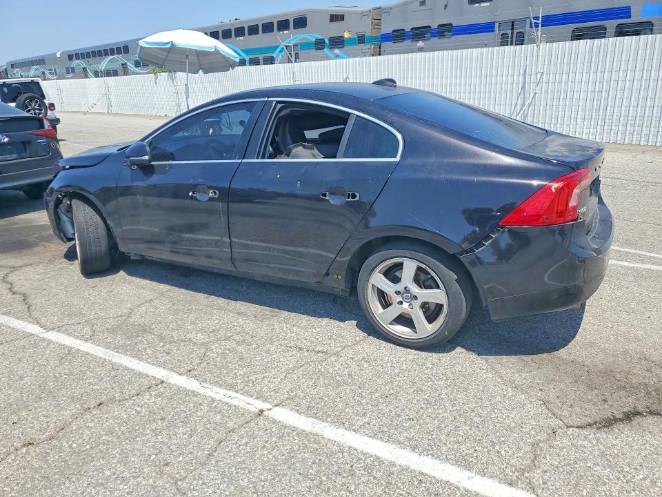 51684186 :رقم المزاد ، YV1622FS1C2048876 vin ، 2012 Volvo S60 مزاد بيع