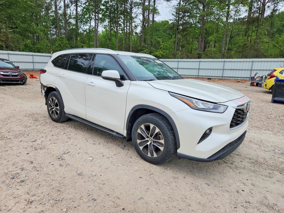 2020 Toyota Highlander მანქანა იყიდება აუქციონზე, vin: 5TDHZRBH5LS521250, აუქციონის ნომერი: 51068786